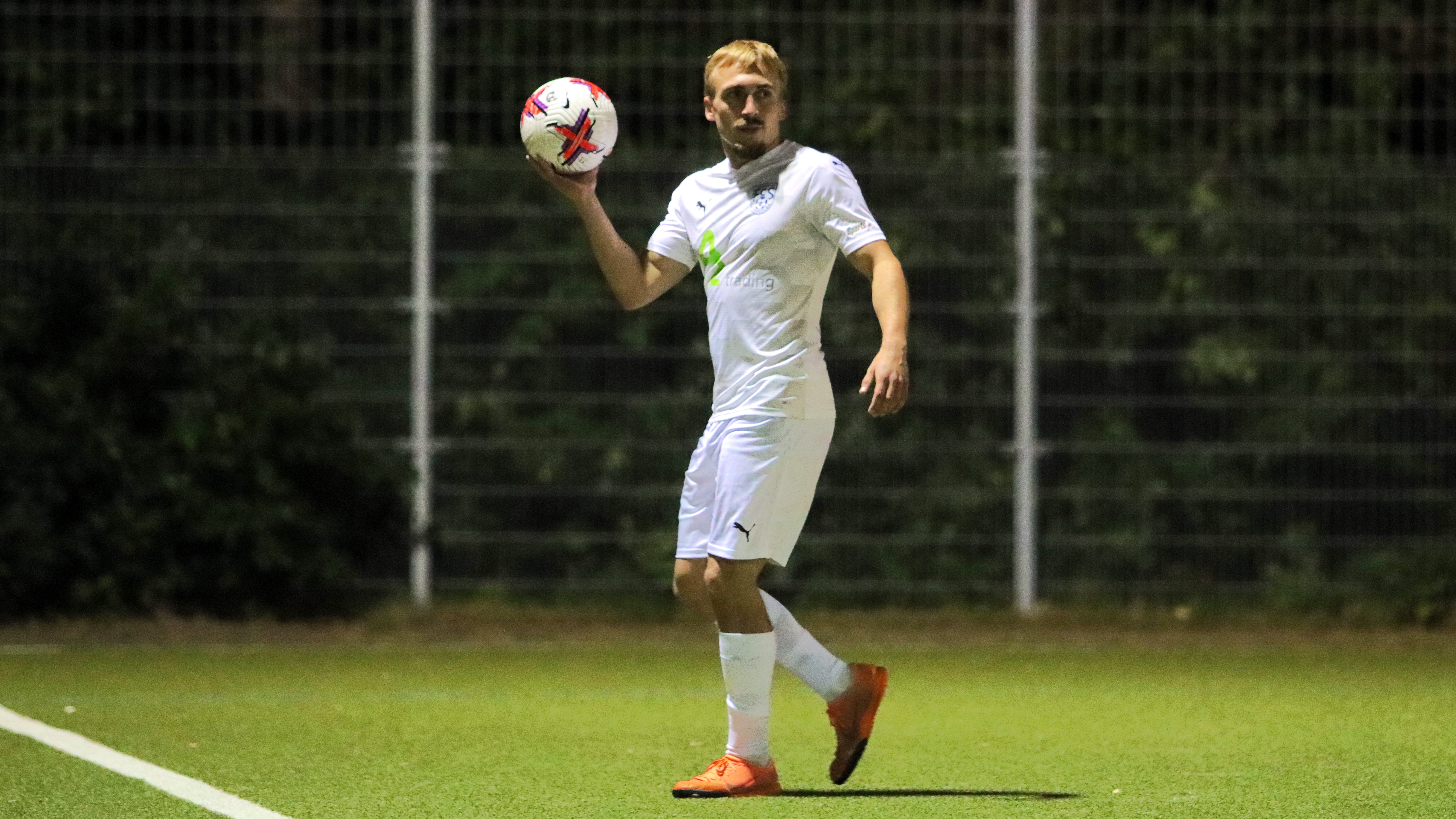 Der Joker hat abgeliefert: Niklas Golke kam in der 63. Minute ins Spiel, erzielte das 2:2 und bereitete das dritte FCS-Tor vor. Foto: Johannes Speckner